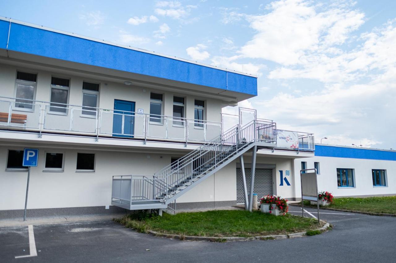 Ubytovna A Cykloubytovna Koupaliste Kadaň Exterior foto